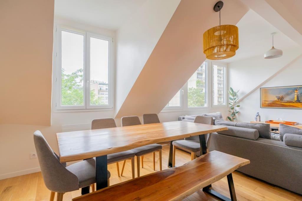 Modern Loft With Terrace In Appartement